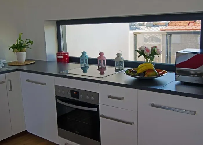 Hauptbahnhof Apartman *